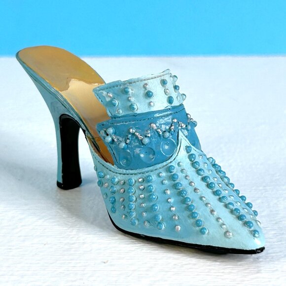 RARE Vintage 80's Beautifully Detailed High Heel Shoe Resin Figure Figurine - Picture 1 of 6